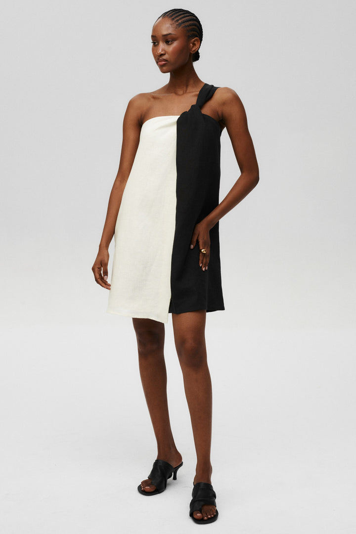 Orchid Dress Black - Undress Code EUR
